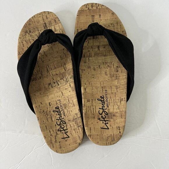 Lifestride Velocity 2.0 Women's Happy Black Thong Sandals Size 9 - Picture 4 of 8